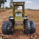 Plaas Japie Articulated Tractor 1/16 (Khaki) - Tough Metal Toys - Image 3