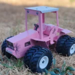 Daisy Articulated Tractor 1/16 (Pink) - Tough Metal Toys - Image 2